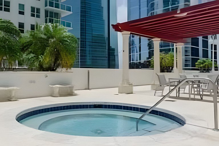 Penthouse-Style 39th Floor • Brickell Bay Views