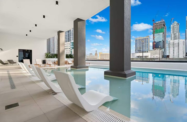 37th Fl Penthouse•Panoramic Bay Views+FREE Parking