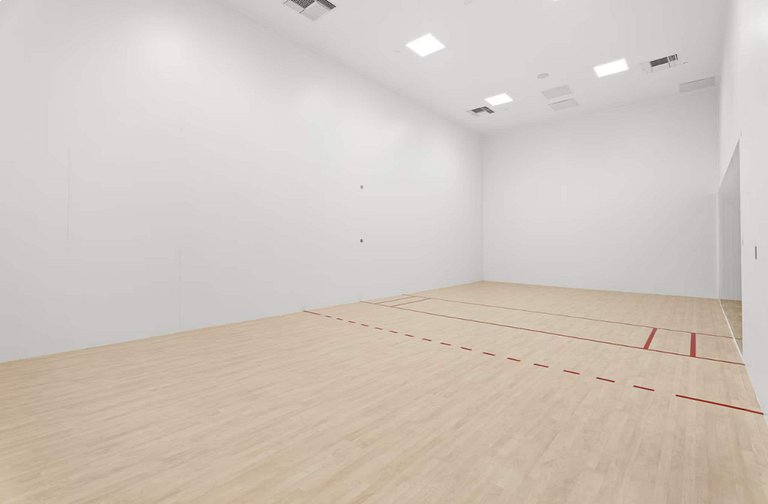 Spacious Downtown Studio | Fits 4 | Free Parking