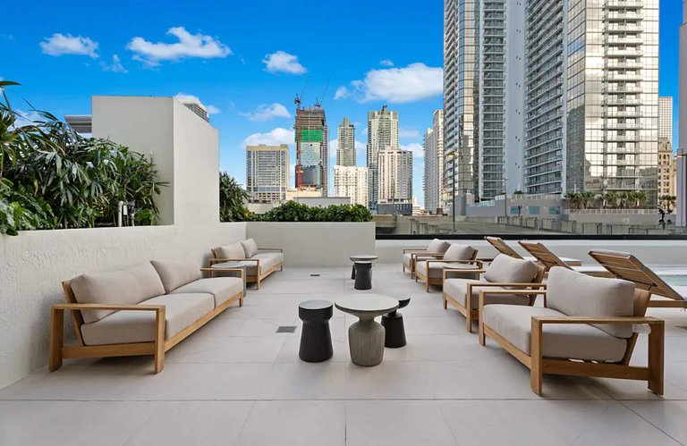 37th Fl Penthouse•Panoramic Bay Views+FREE Parking