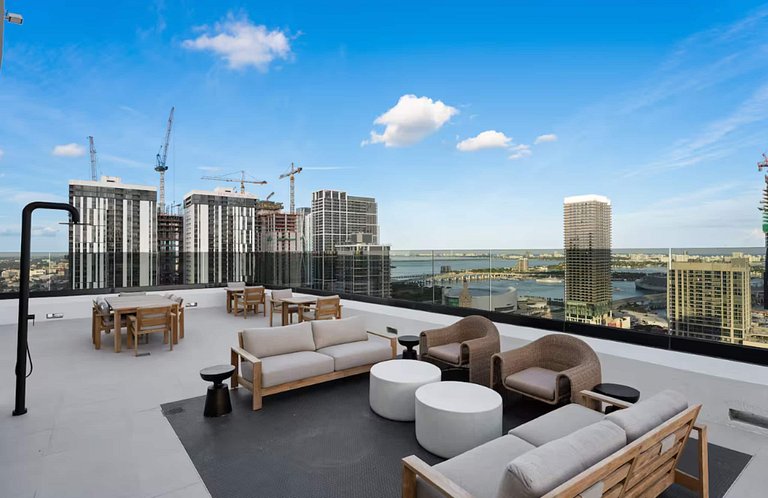 37th Fl Penthouse•Panoramic Bay Views+FREE Parking