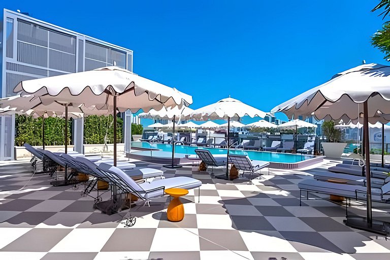 Nomad Wynwood Studio-Rooftop Pool & Bar • Art Dist