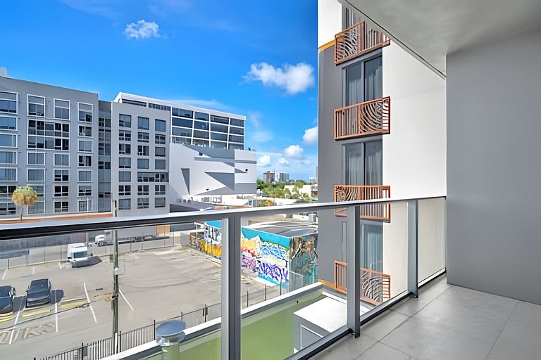 Nomad Wynwood Studio-Rooftop Pool & Bar • Art Dist