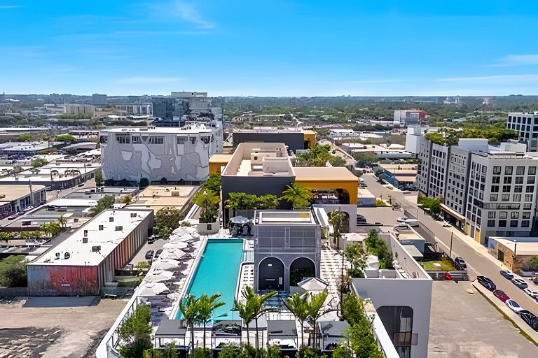 Nomad Wynwood Studio-Rooftop Pool & Bar • Art Dist
