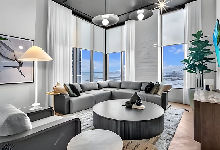 36th Floor Studio Sleeps 4•Hotel-Style Pool & Gym