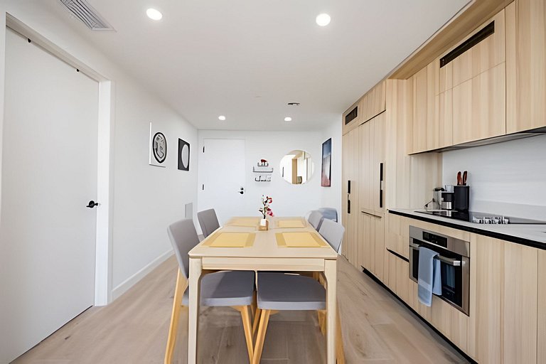 37th Fl Penthouse•Panoramic Bay Views+FREE Parking