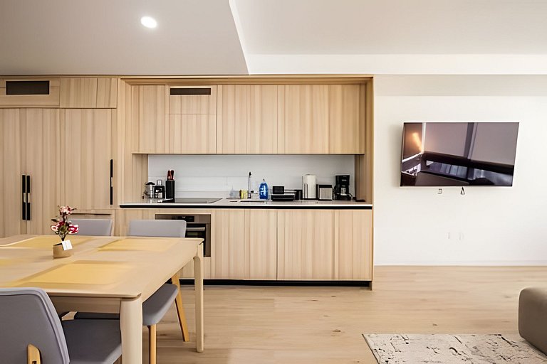 37th Fl Penthouse•Panoramic Bay Views+FREE Parking