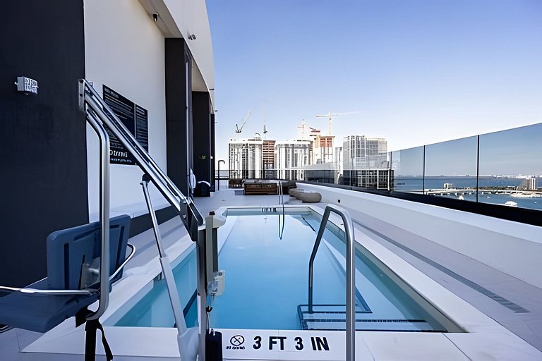 37th Fl Penthouse•Panoramic Bay Views+FREE Parking