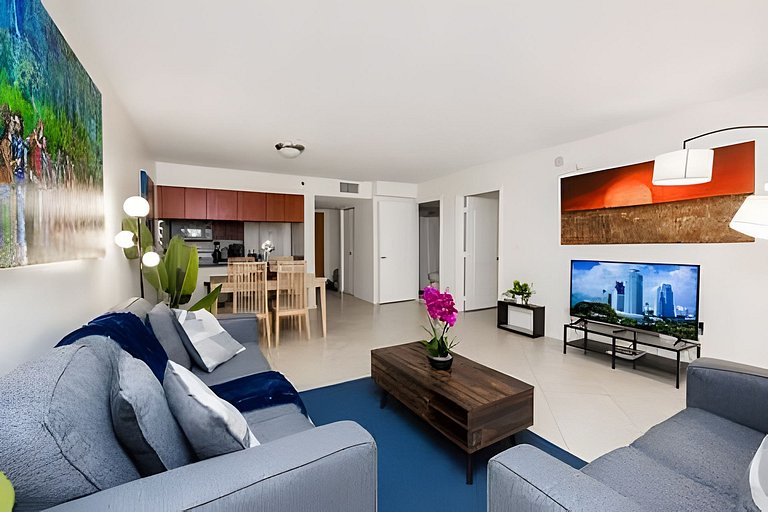 Brickell 1BR • Pool • High Floor • Walk to All