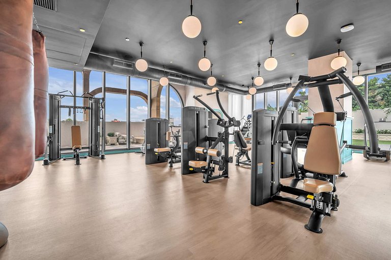 NoMad Wynwood - Pool - Gym - heart of Wynwood