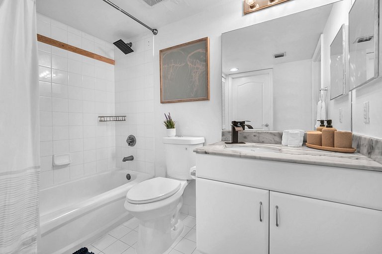 Stunning Bay & City Views •High-Floor Brickell 1BR