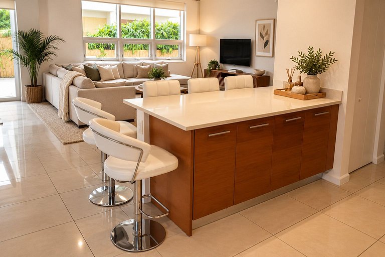 Huge 1,500sqft Lux 2BR • Walk to Design District