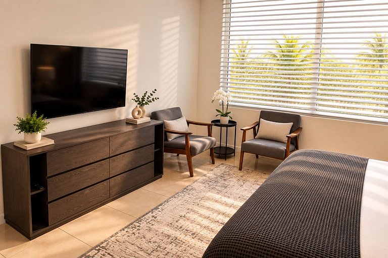 Huge 1,500sqft Lux 2BR • Walk to Design District